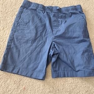 Vineyard vines boys shorts size large